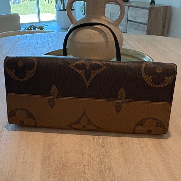 Louis Vuitton Dark Brown Monogram Handbag - Picture 12 of 15